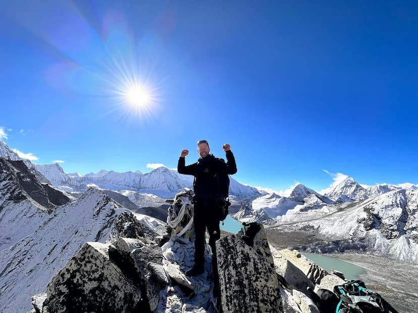 Mera Peak Amphu Labtsa Pass trekking