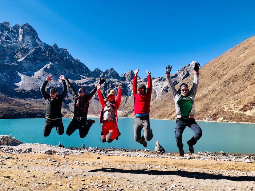Three passes trekking in Everest