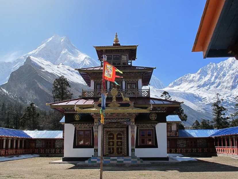 Manaslu Tsum Valley Trek